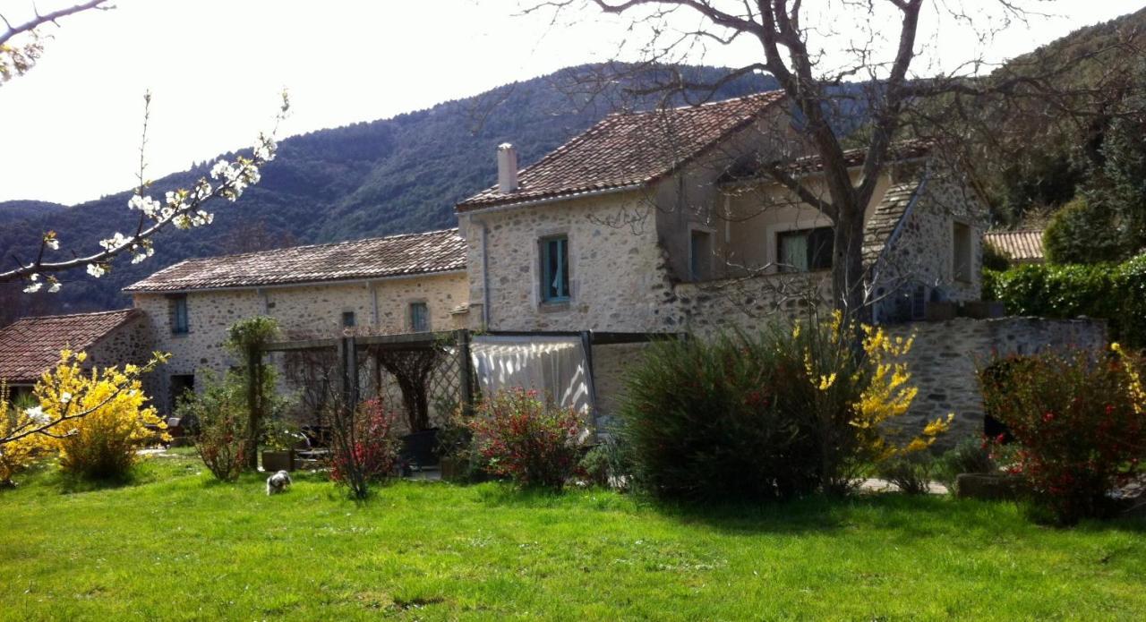 Le Moulin D'Arcas. Bed & Breakfast Prémian Екстериор снимка