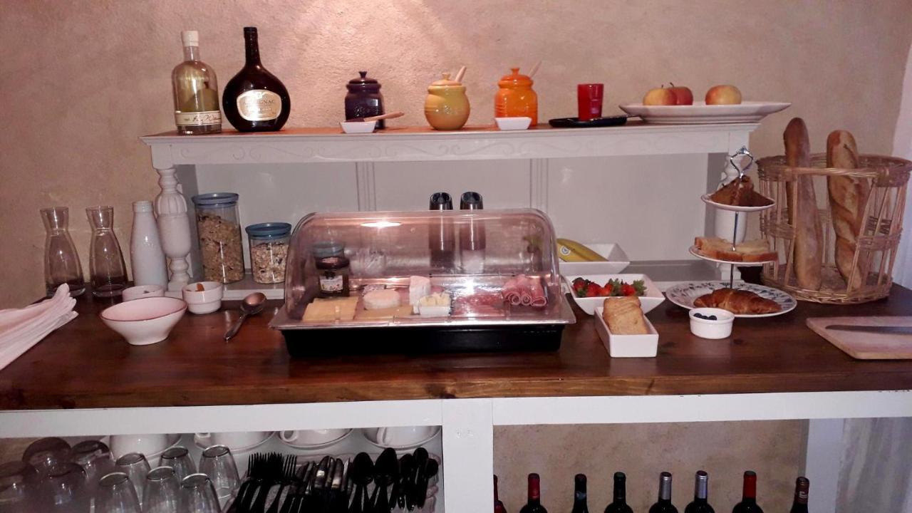 Le Moulin D'Arcas. Bed & Breakfast Prémian Екстериор снимка
