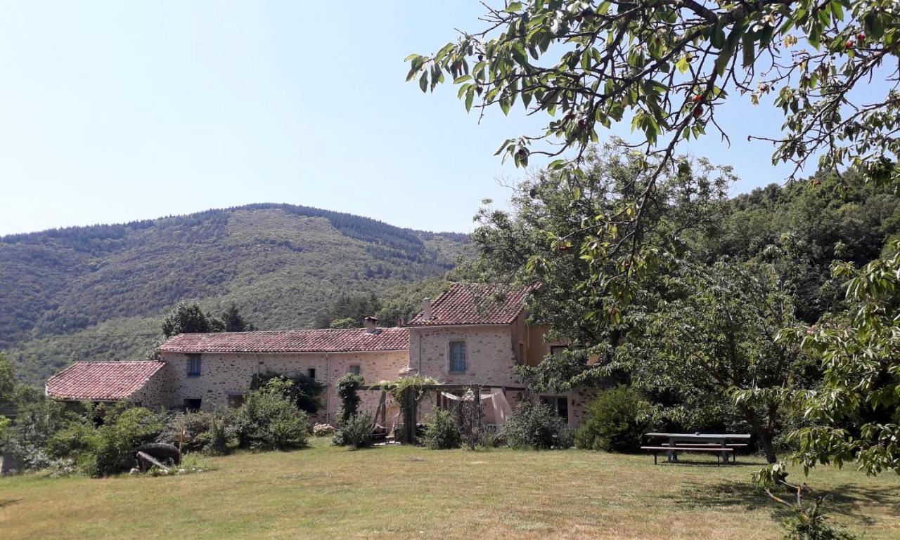 Le Moulin D'Arcas. Bed & Breakfast Prémian Екстериор снимка