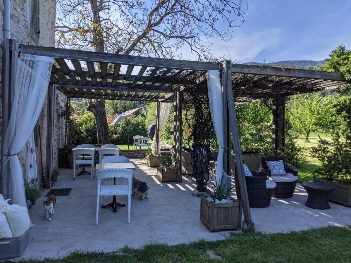 Le Moulin D'Arcas. Bed & Breakfast Prémian Екстериор снимка