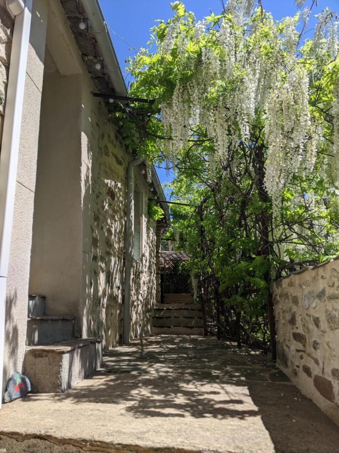 Le Moulin D'Arcas. Bed & Breakfast Prémian Екстериор снимка